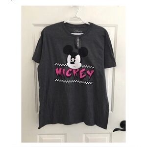 HOT TOPIC DISNEY Mickey Mouse T Shirt